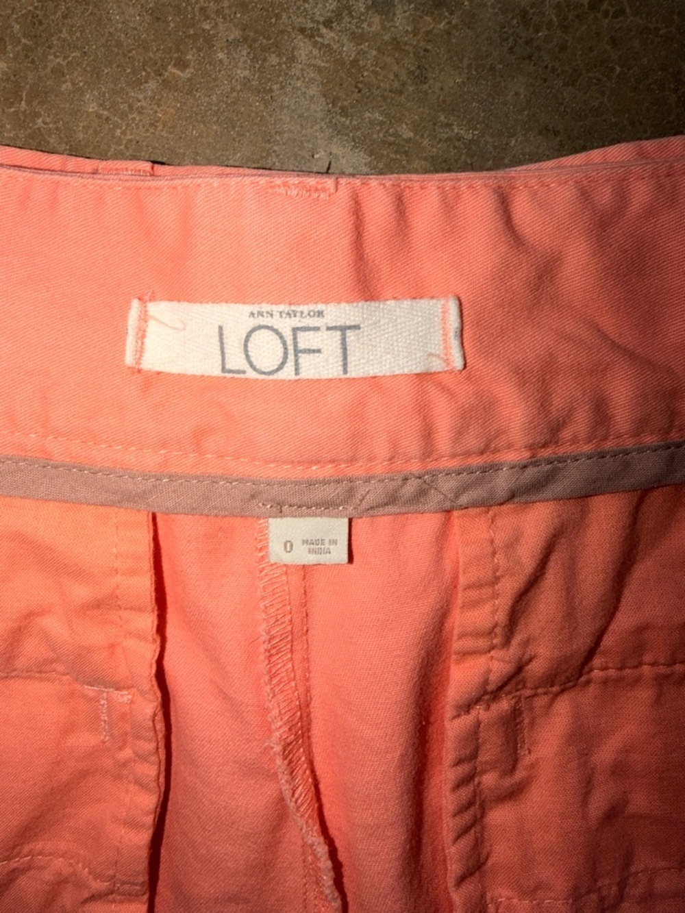 LOFT Coral Chino Shorts Womens Size 0 Mid Rise Summer Preppy - Picture 3 of 8